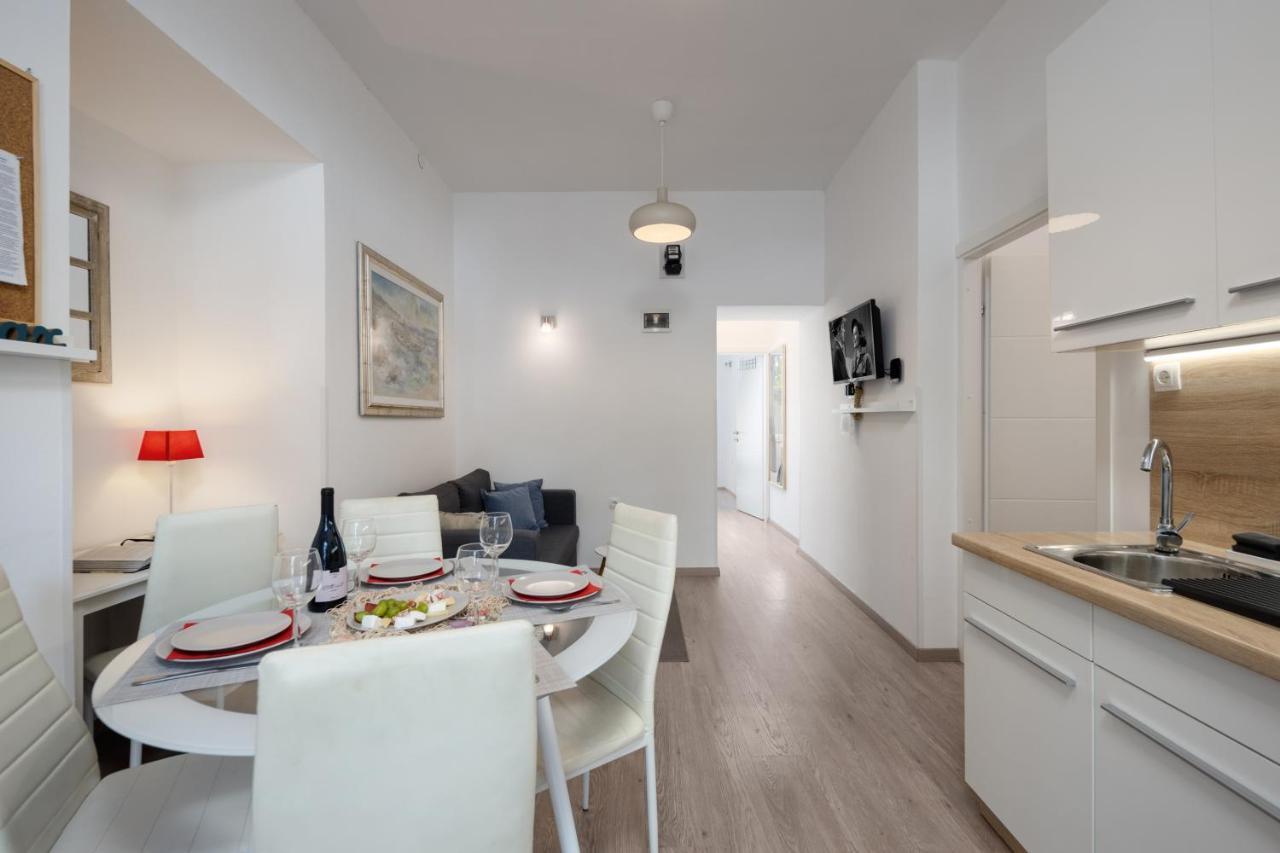Naval Apartment Rijeka Exterior foto